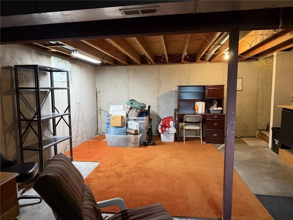 10719 N McGee Street — photo 28