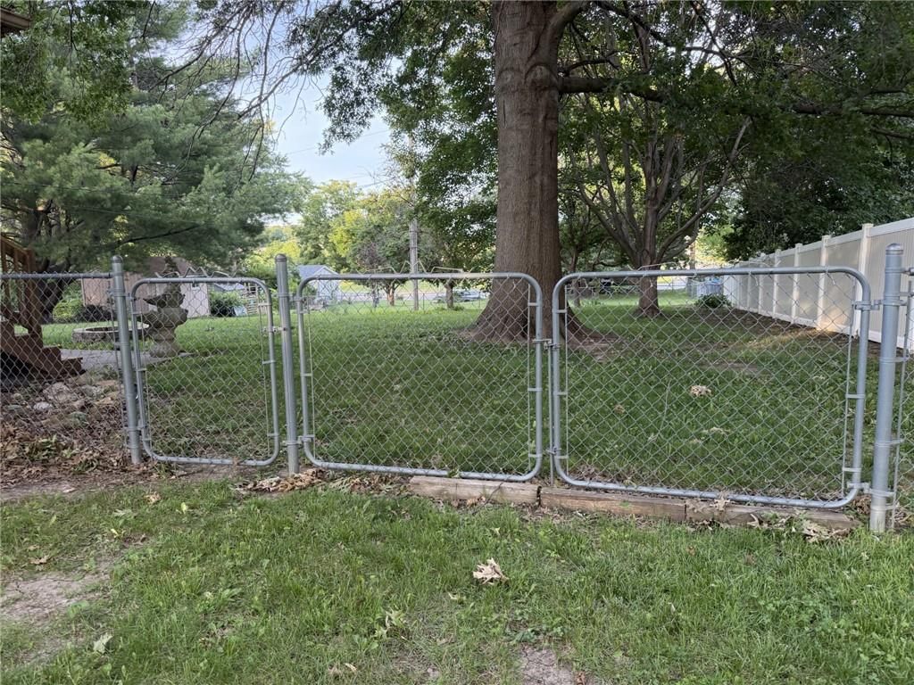 10719 N McGee Street — photo 31