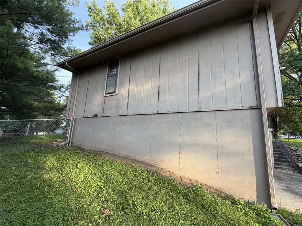 10719 N McGee Street — photo 40
