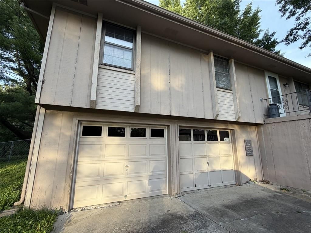 10719 N McGee Street — photo 41