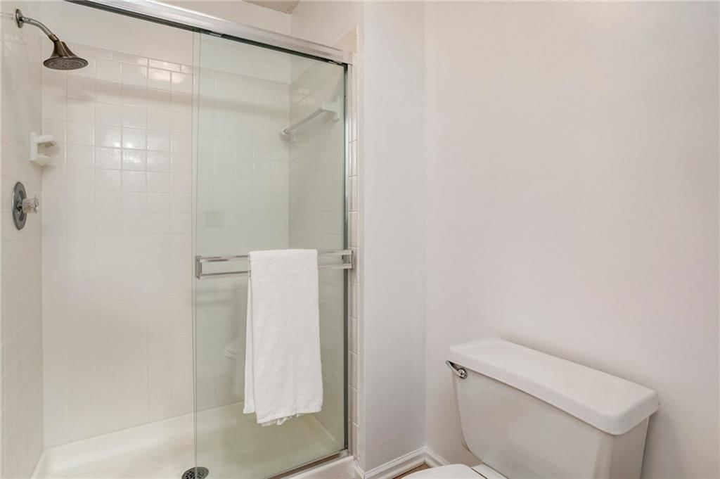 6418 Anderson Street — photo 14