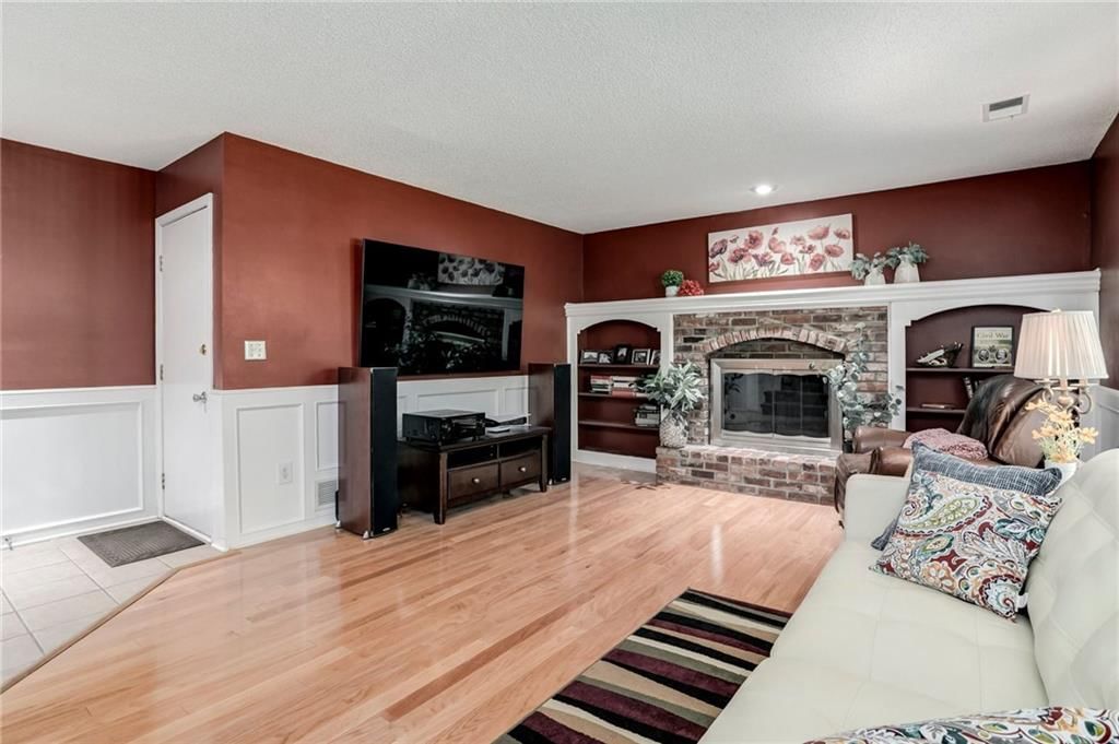 6418 Anderson Street — photo 20