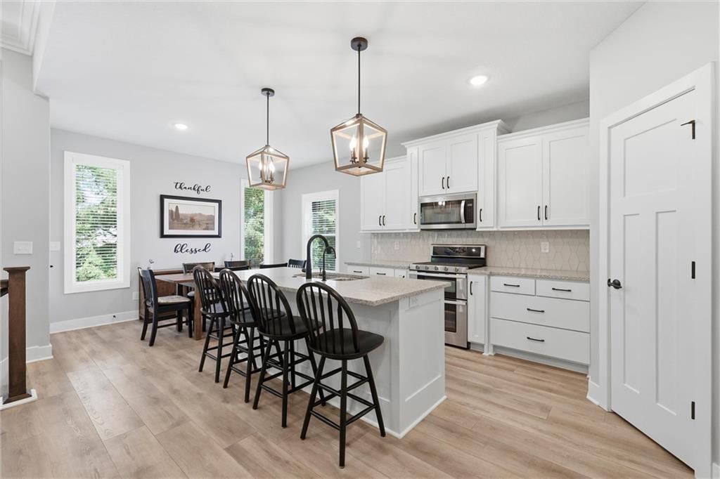 34486 W 84th Terrace — photo 10