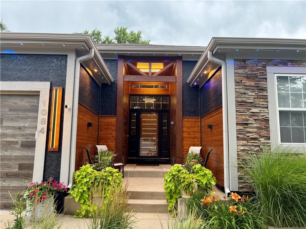 1084 W Cothrell Street — photo 3