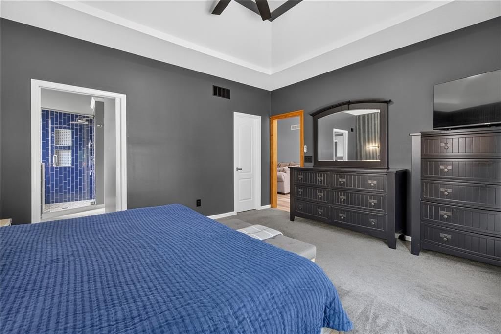 1084 W Cothrell Street — photo 16
