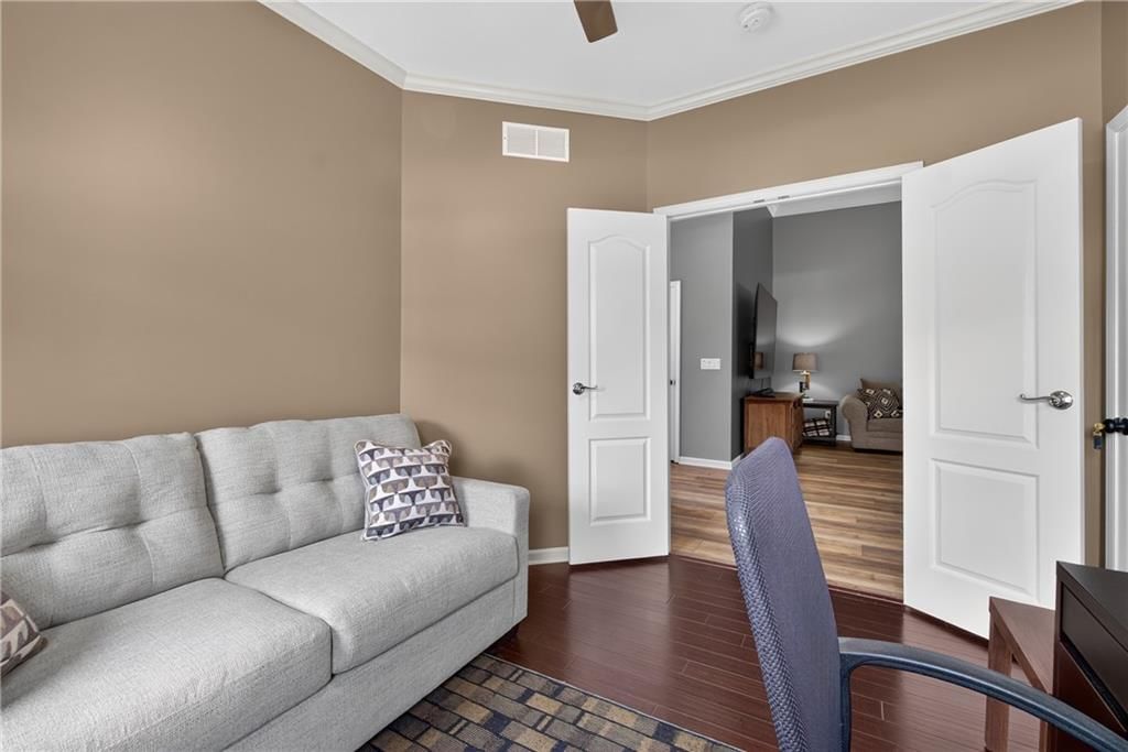 1084 W Cothrell Street — photo 20