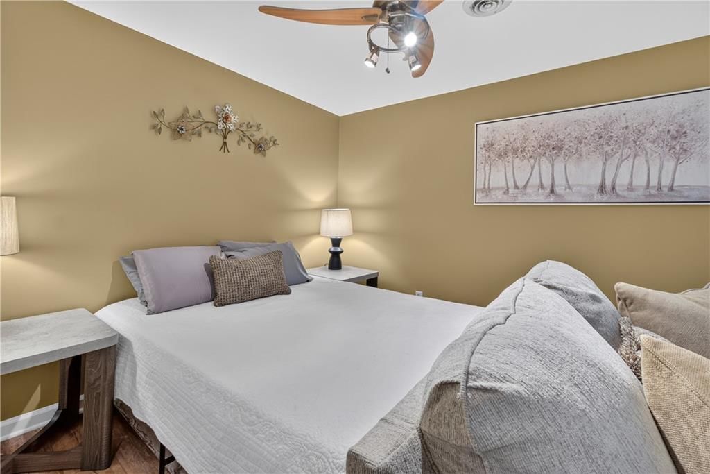 1084 W Cothrell Street — photo 26