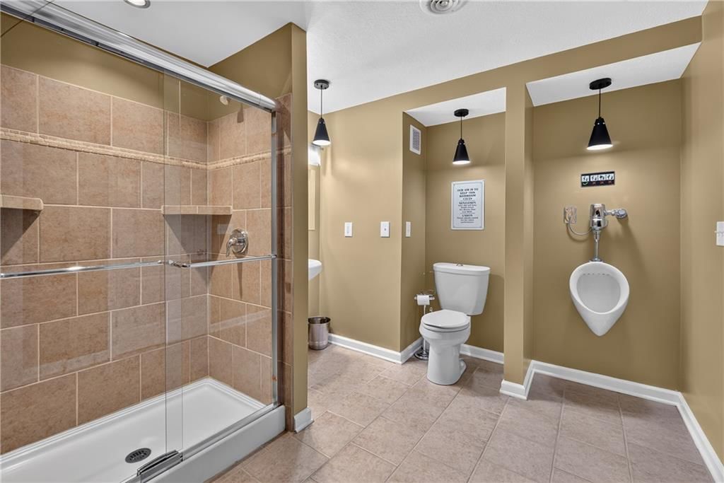 1084 W Cothrell Street — photo 28