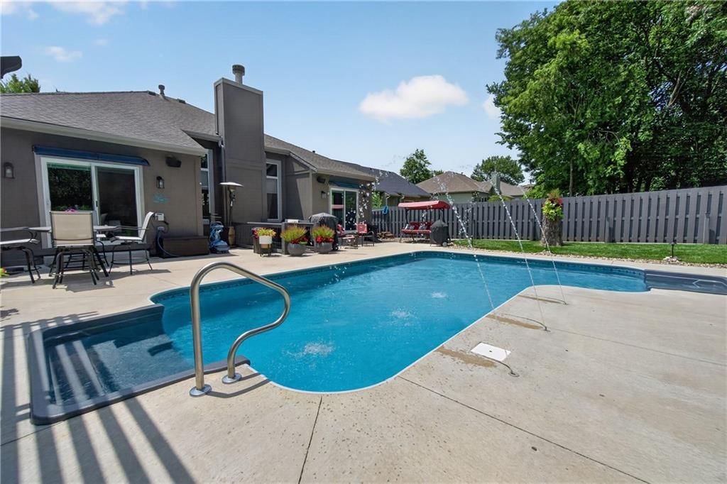 1084 W Cothrell Street — photo 39
