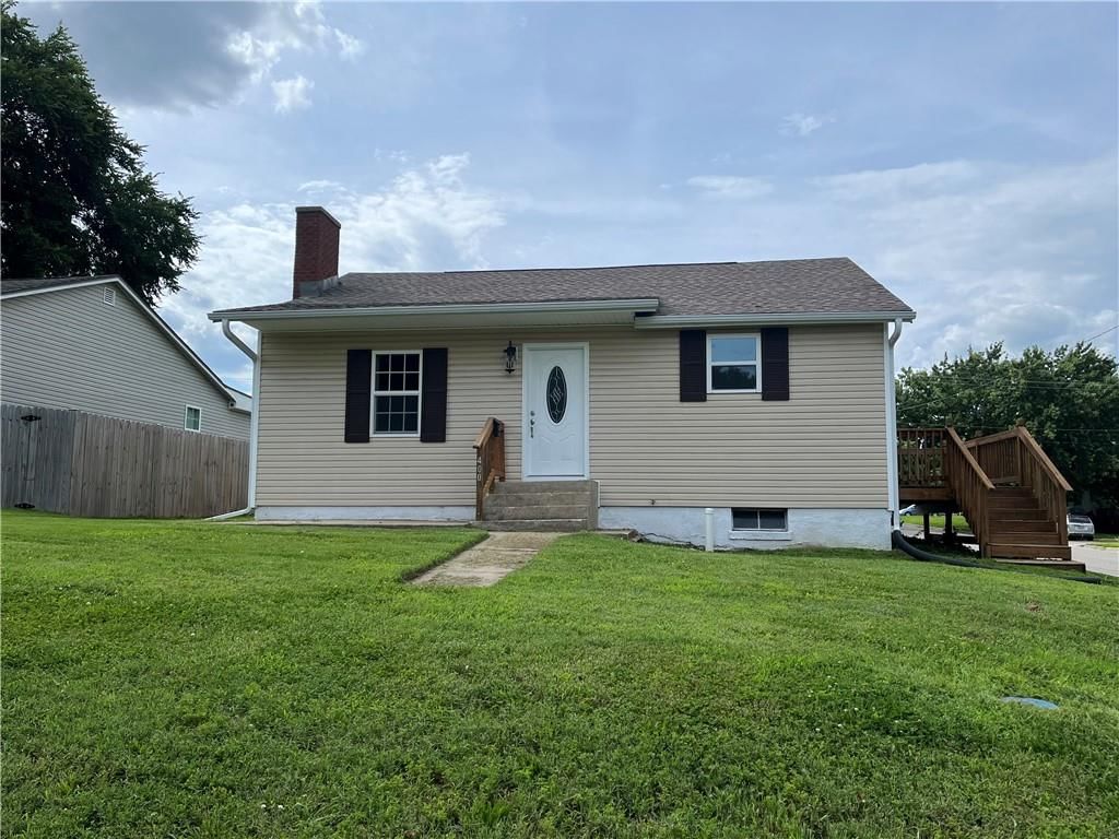 400 W 23rd Street, Higginsville, MO