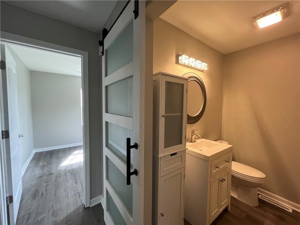 400 W 23rd Street — photo 12