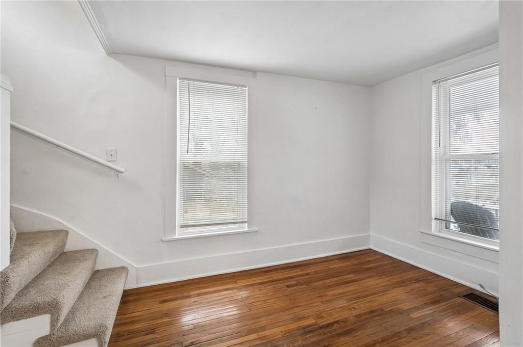 2516 Charlotte Street — photo 7