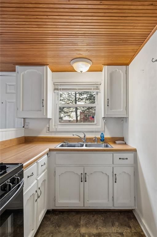 2516 Charlotte Street — photo 11