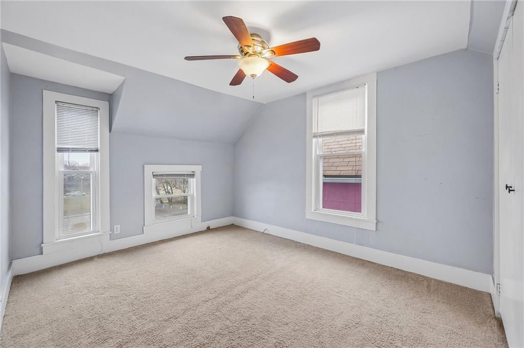 2516 Charlotte Street — photo 15
