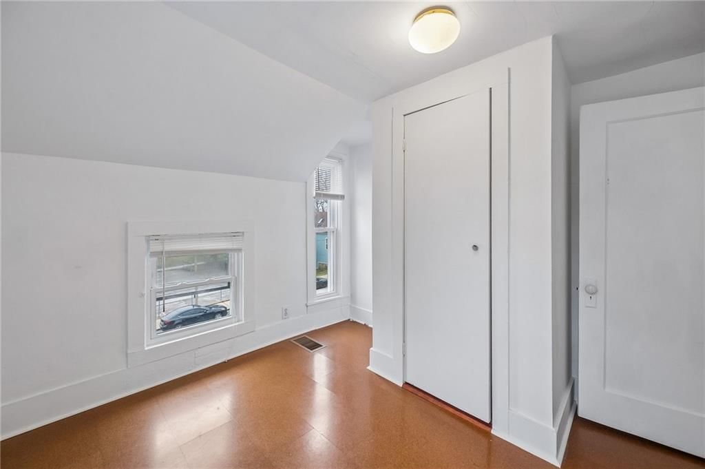 2516 Charlotte Street — photo 21