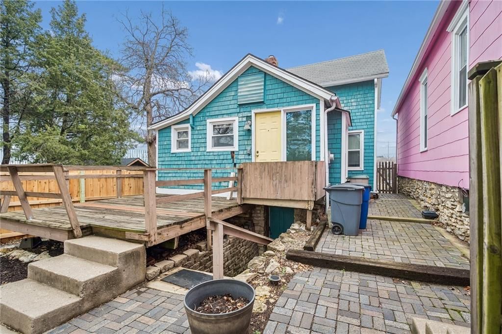2516 Charlotte Street — photo 25