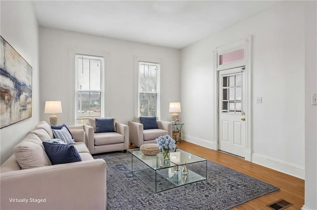 2518 Charlotte Street — photo 4