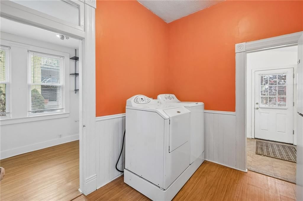 2518 Charlotte Street — photo 10