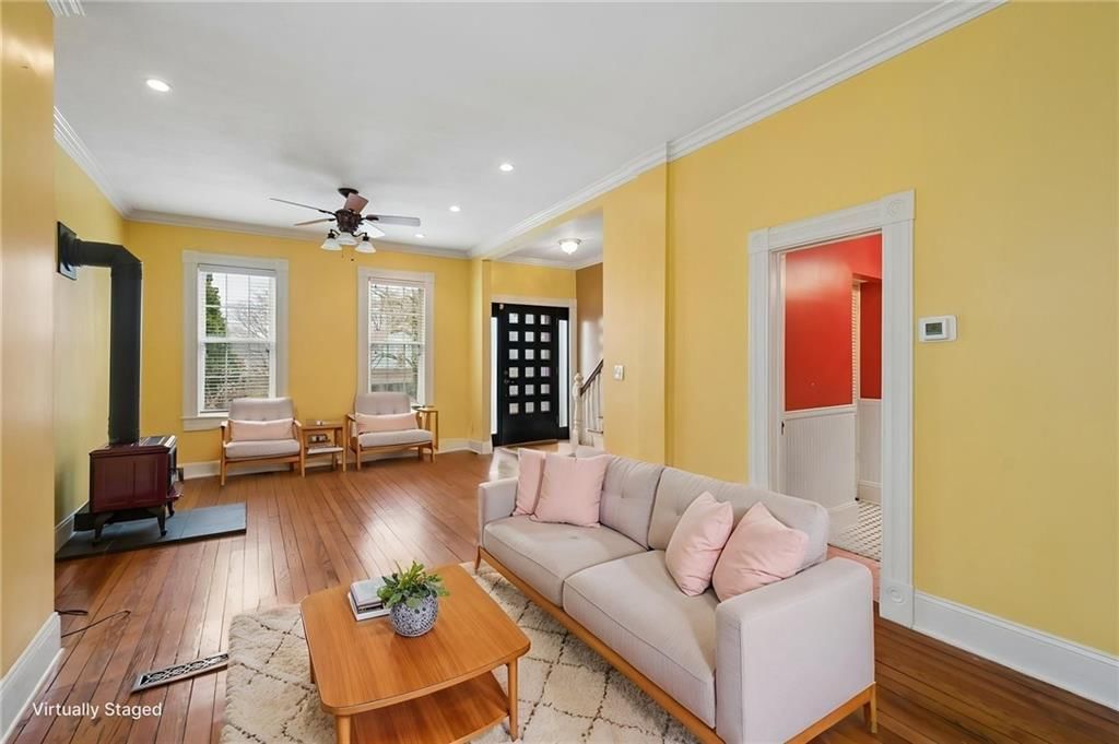 2522 Charlotte Street — photo 4