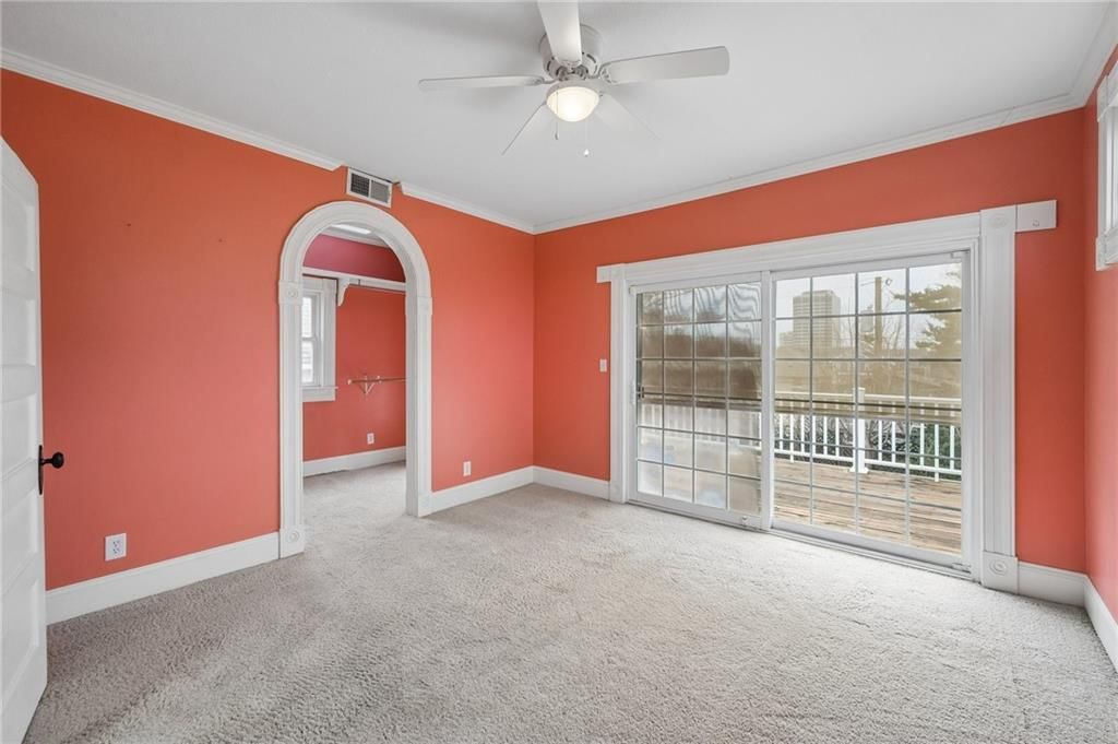 2522 Charlotte Street — photo 22
