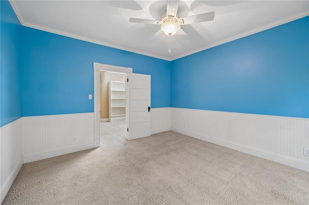 2522 Charlotte Street — photo 31