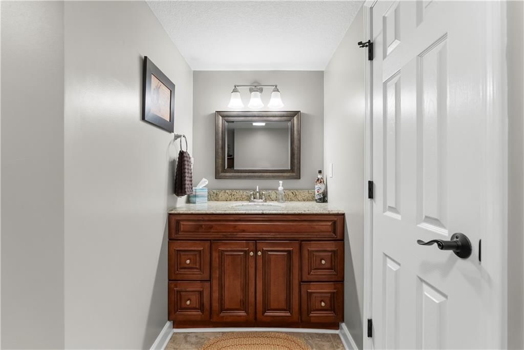 4214 Victory Circle SE — photo 38