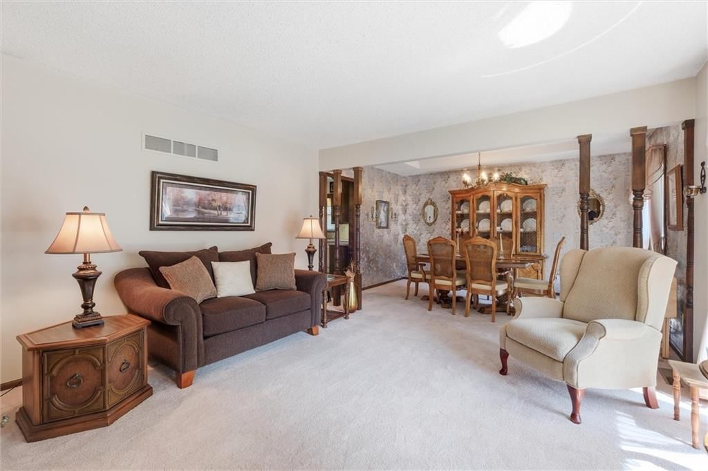2728 Queen Ridge Drive — photo 6