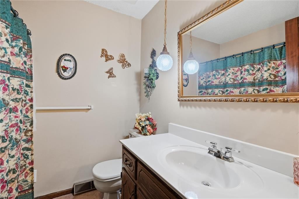 2728 Queen Ridge Drive — photo 26