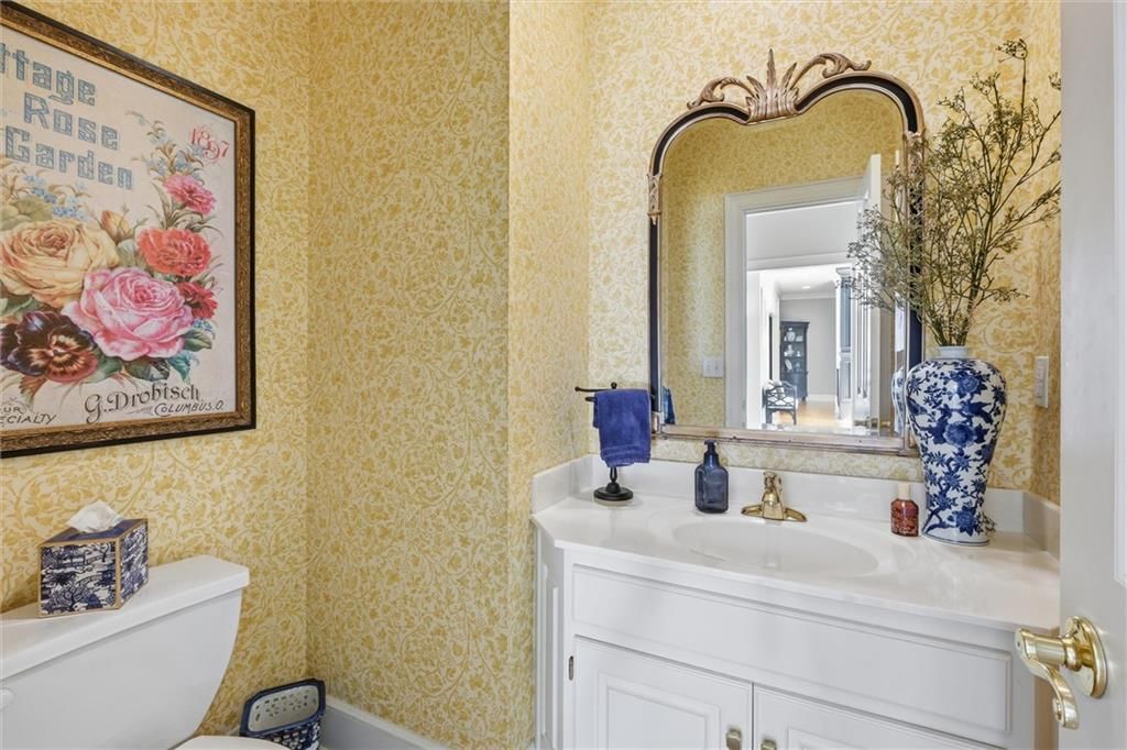 Photo 40 of 98 - 1425 Woodbury Drive, Liberty, MO 64068