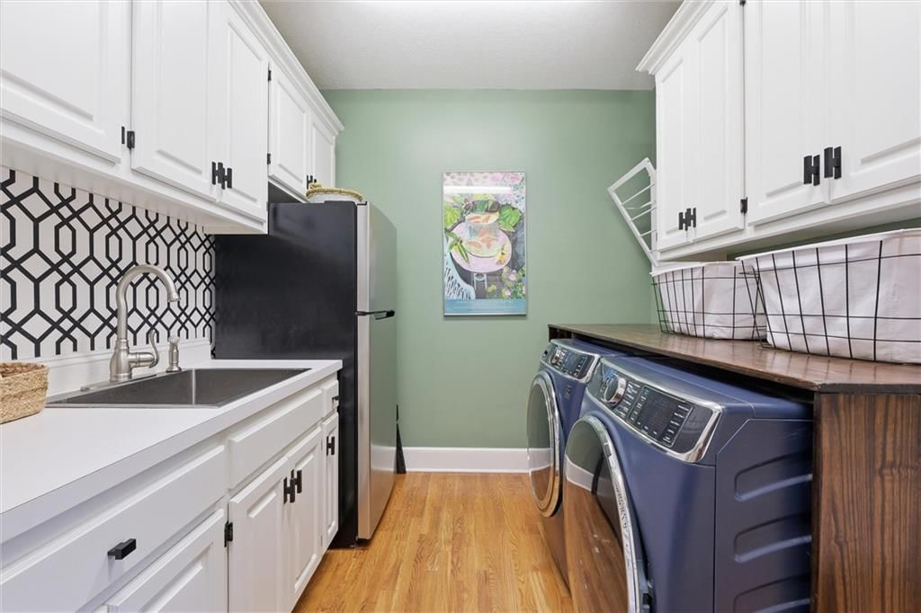 Photo 41 of 98 - 1425 Woodbury Drive, Liberty, MO 64068