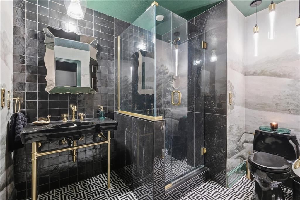 Photo 66 of 98 - 1425 Woodbury Drive, Liberty, MO 64068