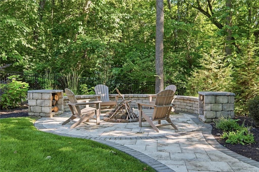 Photo 81 of 98 - 1425 Woodbury Drive, Liberty, MO 64068