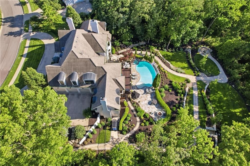 Photo 85 of 98 - 1425 Woodbury Drive, Liberty, MO 64068