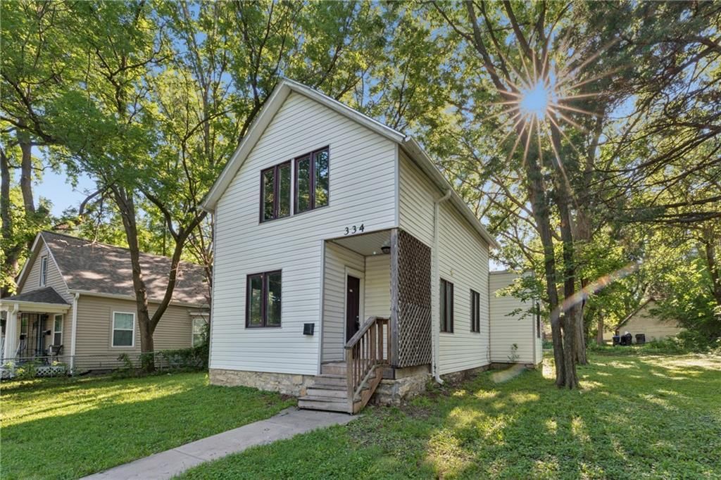 334 SW Orchard Street — photo 1