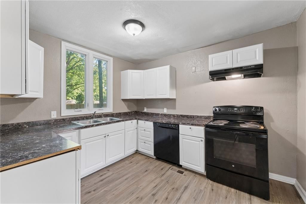 334 SW Orchard Street — photo 9