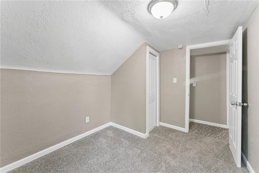 334 SW Orchard Street — photo 11