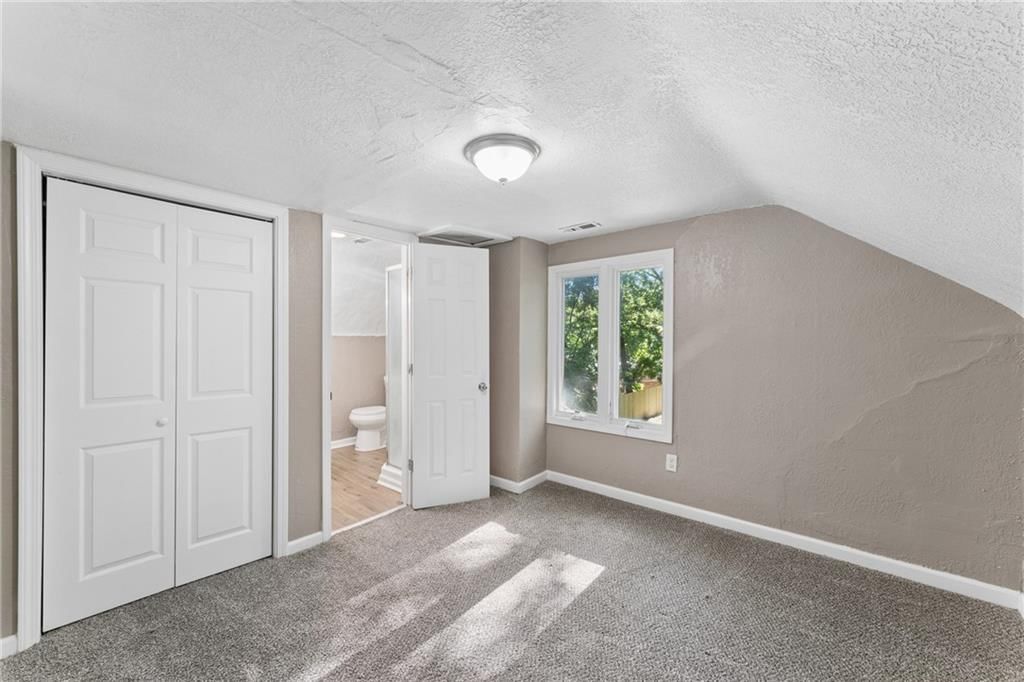 334 SW Orchard Street — photo 17