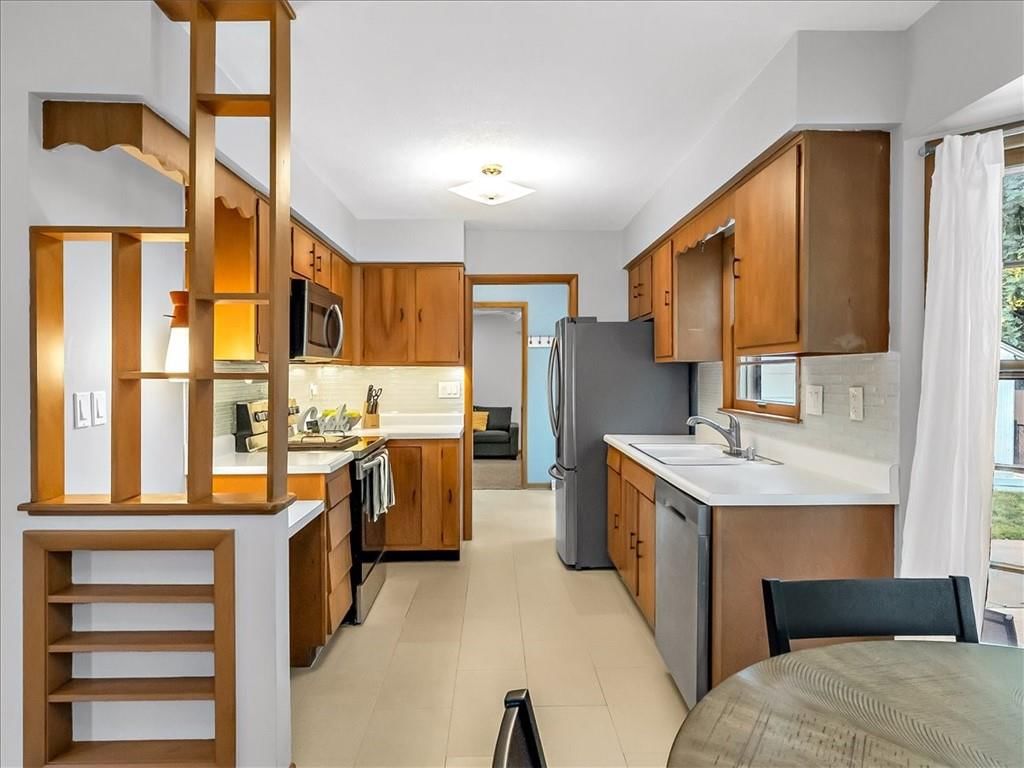 404 E Hale Street — photo 18