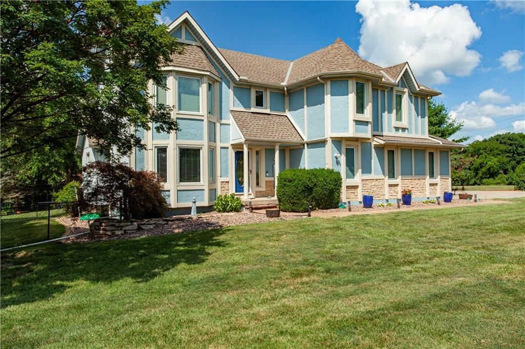 1090 NE Blackwell Road — photo 4