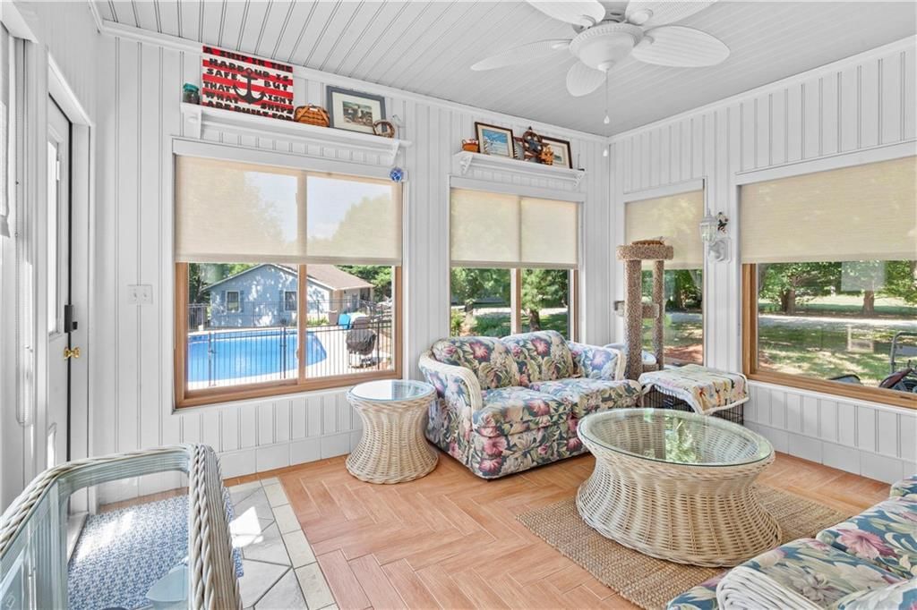 1090 NE Blackwell Road — photo 17