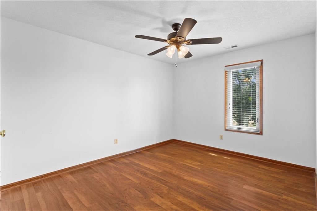 1090 NE Blackwell Road — photo 25