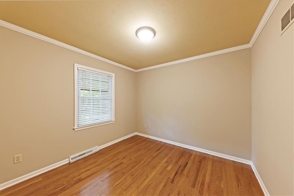 5433 Foster Street — photo 21