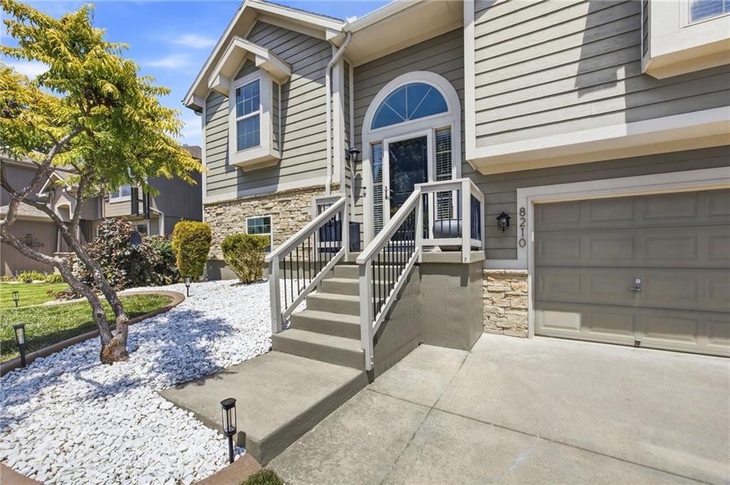 8210 NE 102nd Street — photo 4
