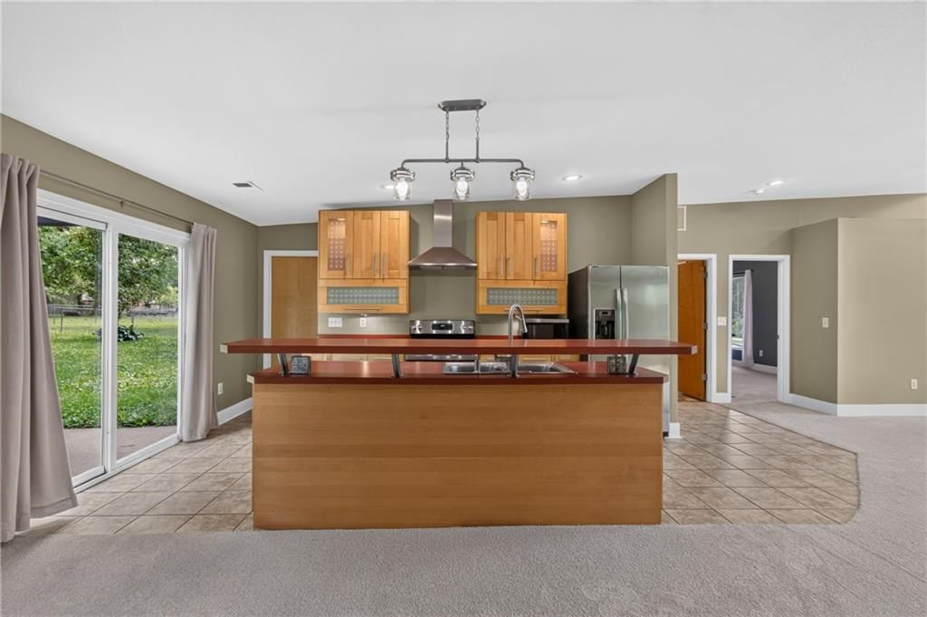 1701 NE Cookingham Drive — photo 16