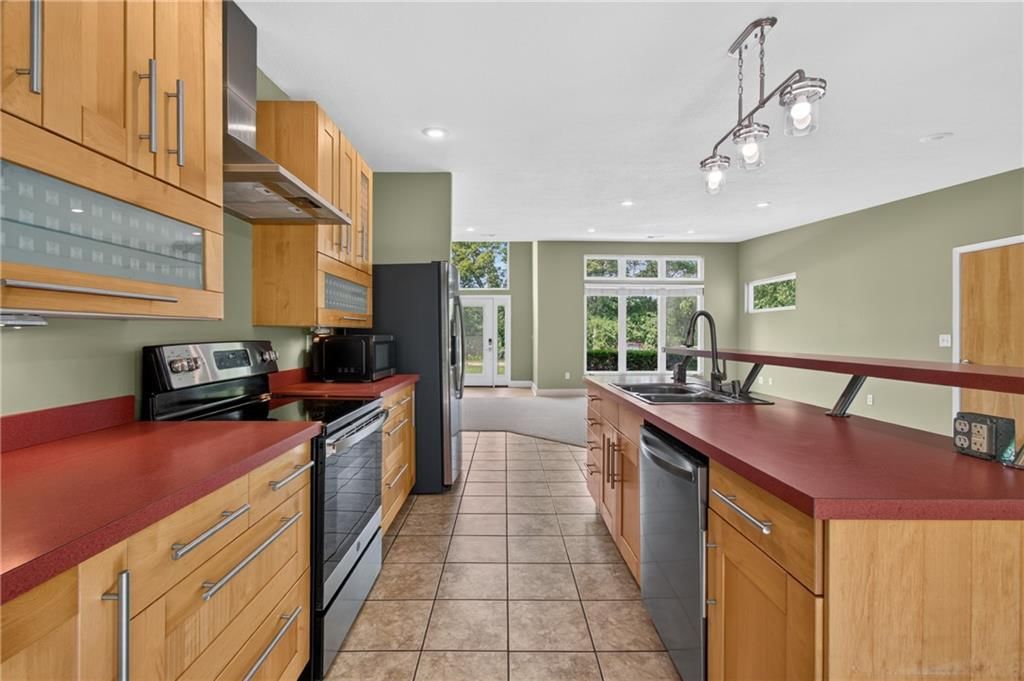 1701 NE Cookingham Drive — photo 18