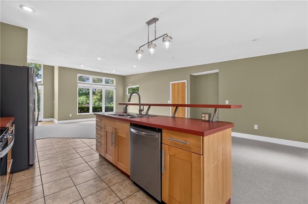 1701 NE Cookingham Drive — photo 19