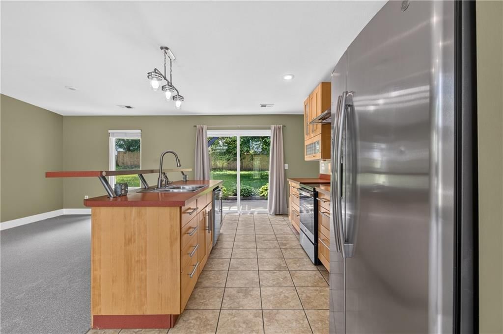 1701 NE Cookingham Drive — photo 20