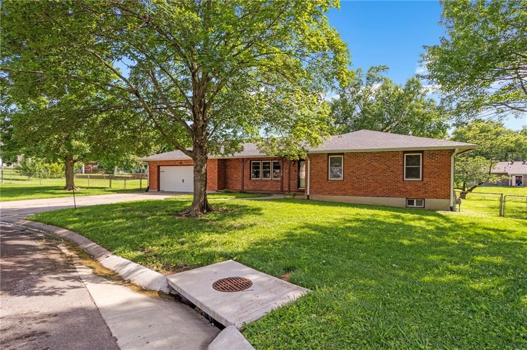 430 Chestnut Drive — photo 4