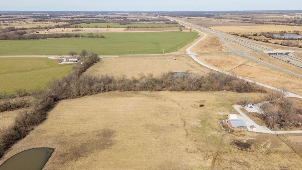 587 NW First Tract 3 Lane — photo 40