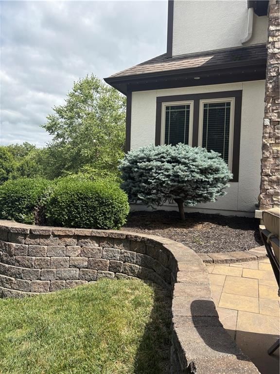 2907 NE Viewpark Place — photo 3